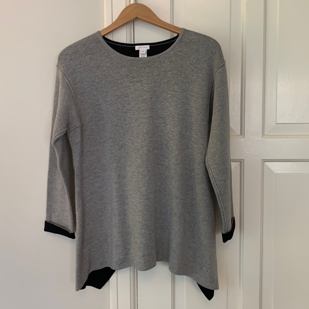 J. Jill Reversible Dipped Hem Gray and Black Sweater (Size Small)